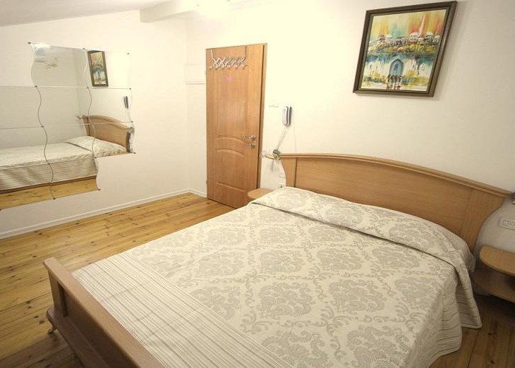 ECONOMY DOUBLE ROOM